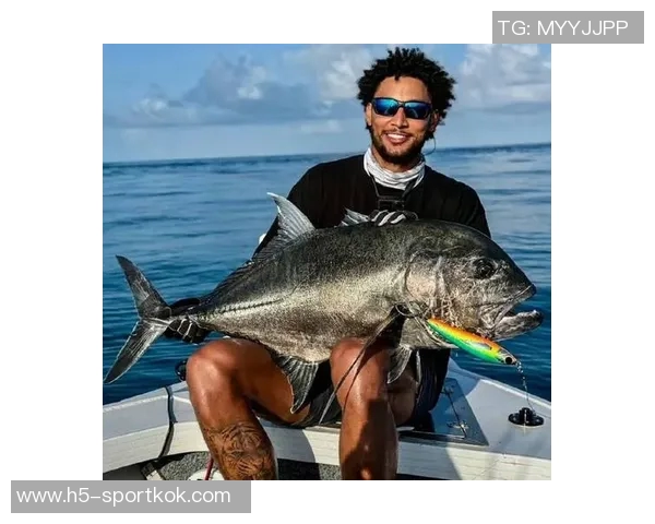 西蒙斯转型创业成功收购南佛罗里达帆船垂钓俱乐部引关注