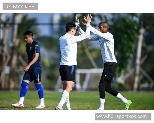 海港队备战海牛之战主场热身赛迎战西海岸
