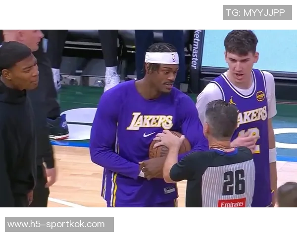 范德彪与字母哥联手助攻大加索尔点赞这一精彩瞬间 范德彪与字母哥联手助攻大加索尔点赞这一精彩瞬间